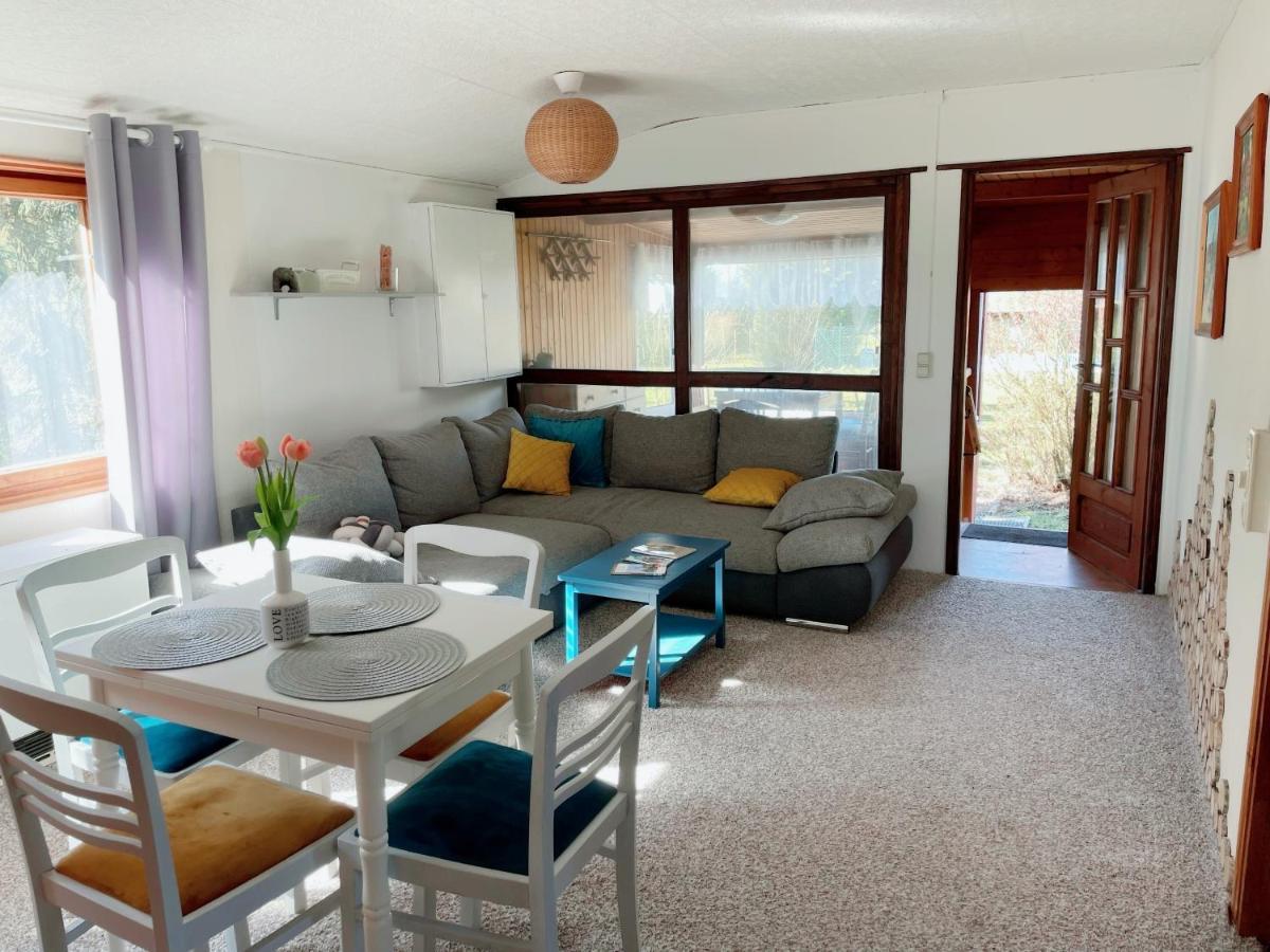 Landhaus Mit Pool, Bungalow In Der Natur Hohenbollentin Dış mekan fotoğraf